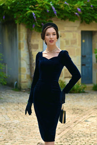 Hearts & Roses London Bleistiftkleid Tia Velvet Wiggle Dress