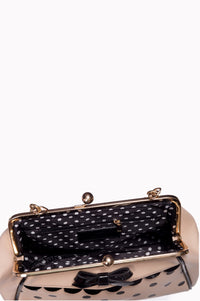 Banned Retro Handtasche Crazy Little Thing Nude